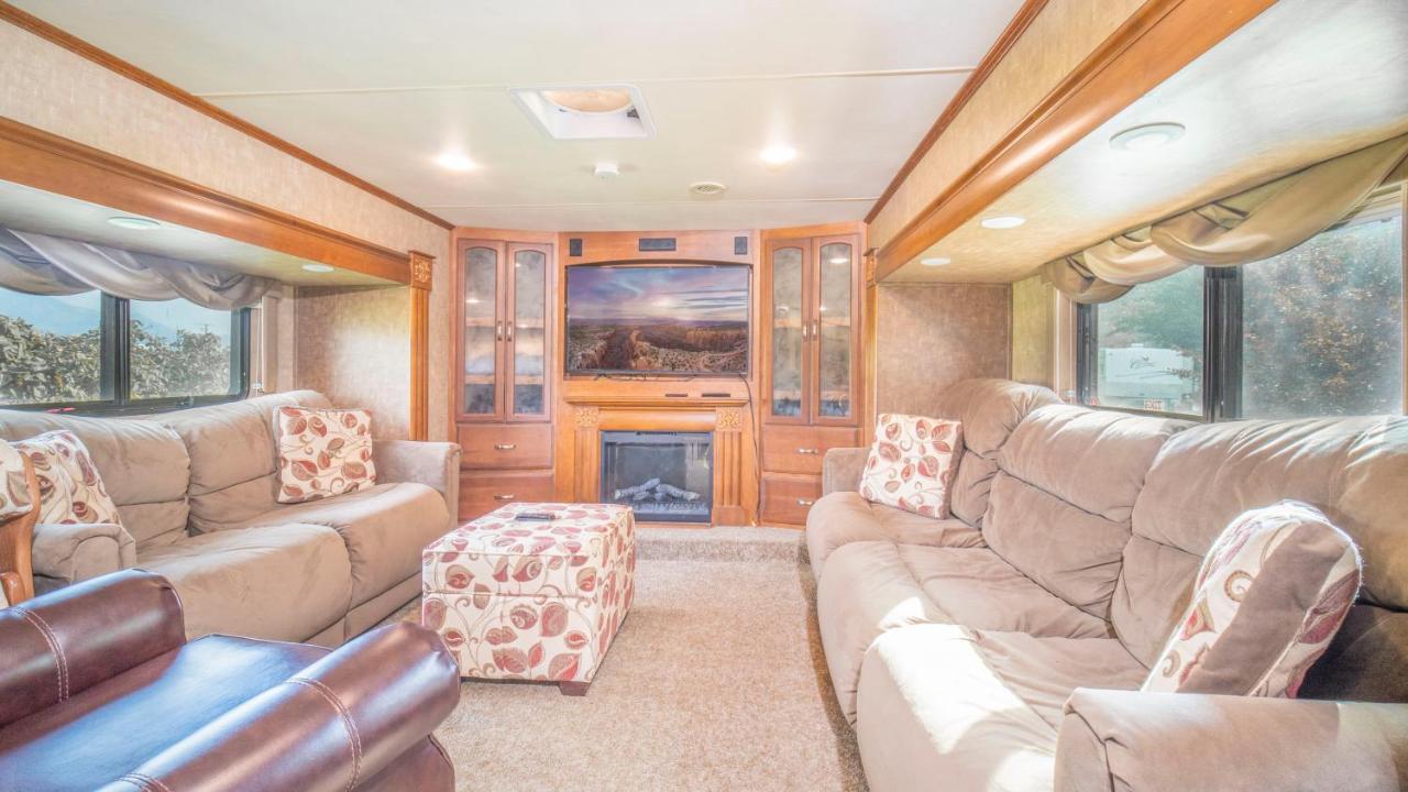 Апартаменти Outdoor Glamping Large 5Th Wheel Setup Ok4A Моаб Екстер'єр фото